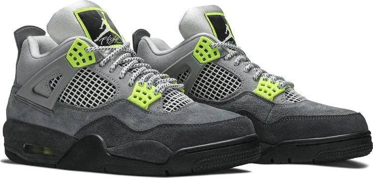 Air Jordan 4 Retro SE Neon 95 sneakers, gray