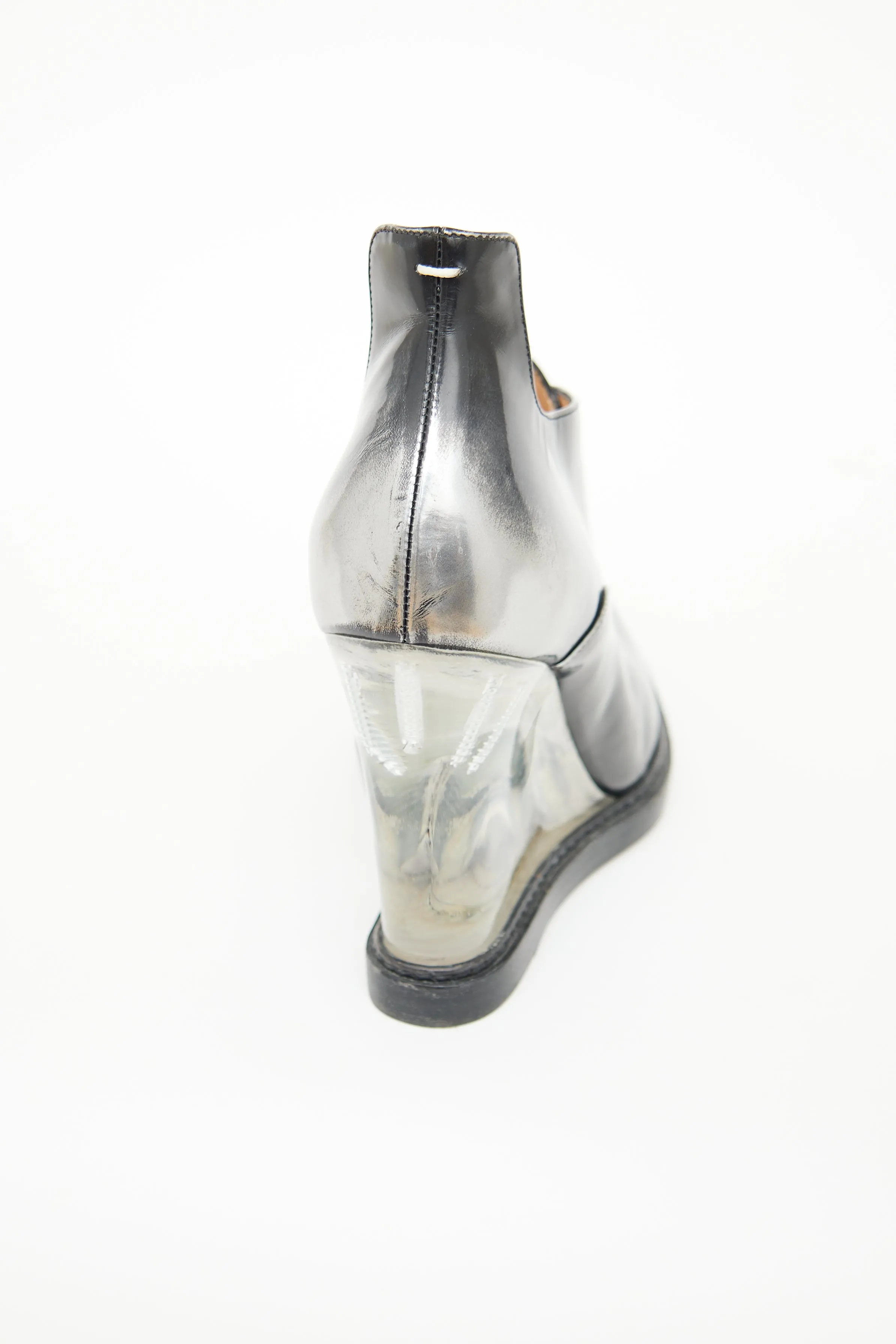 Black & Silver Nail Wedge
