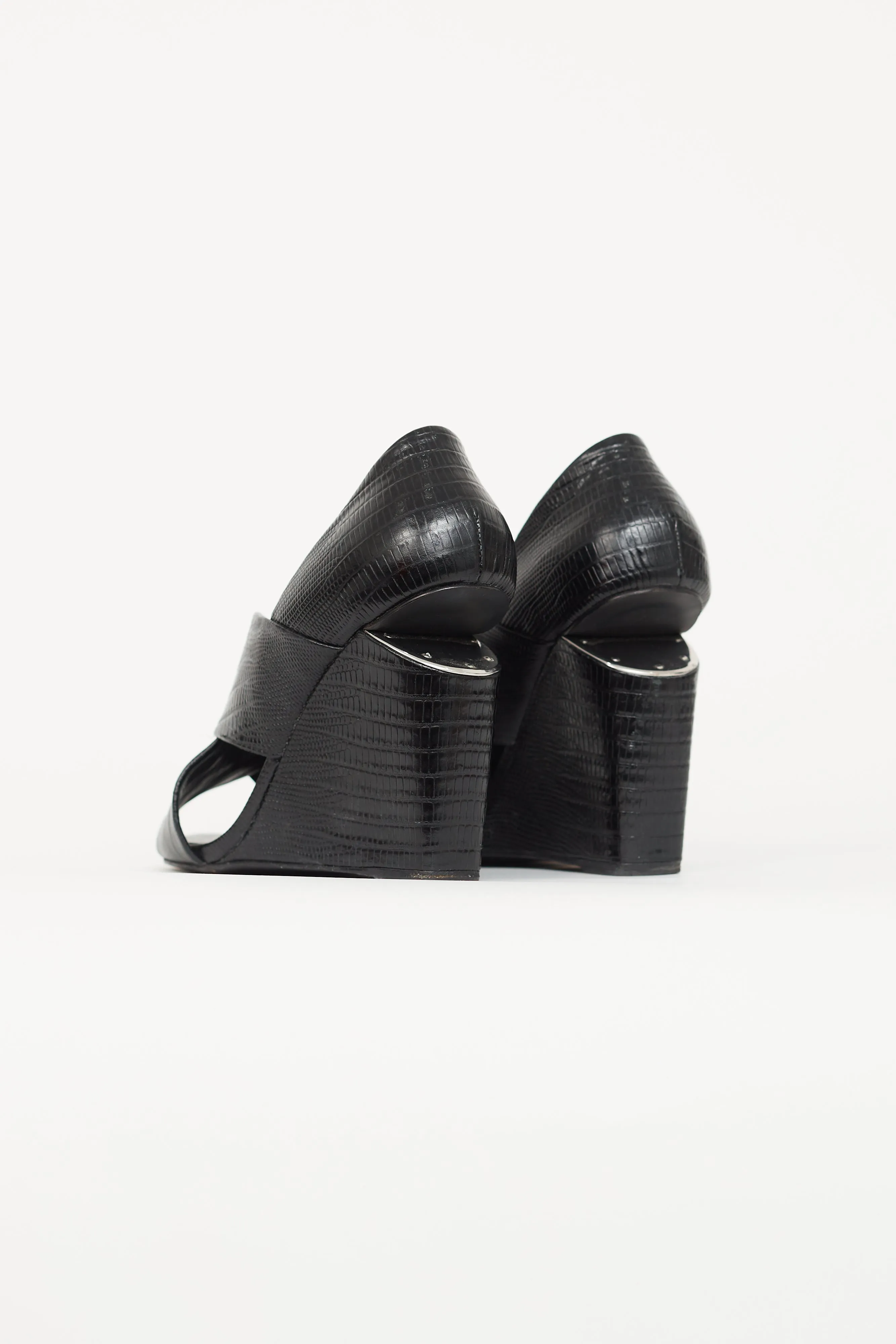 Black Embossed Leather Heel