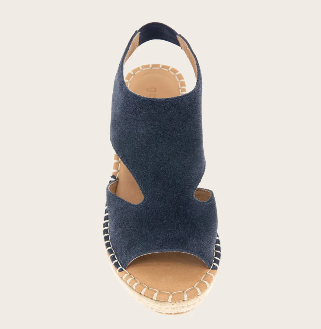 CODY CUTOUT BRAID WEDGE