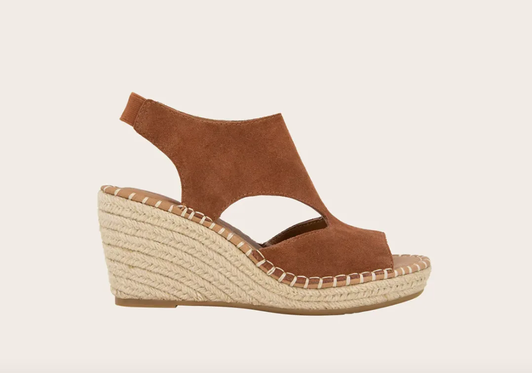 CODY CUTOUT BRAID WEDGE