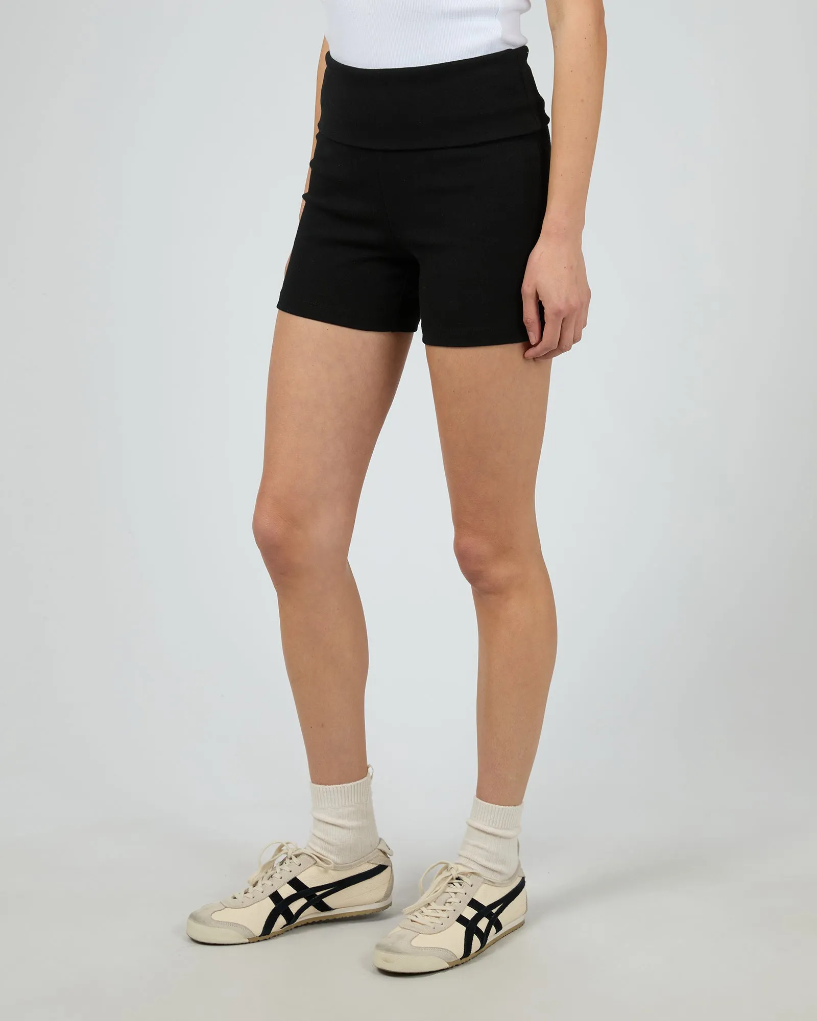 Elina Short Black