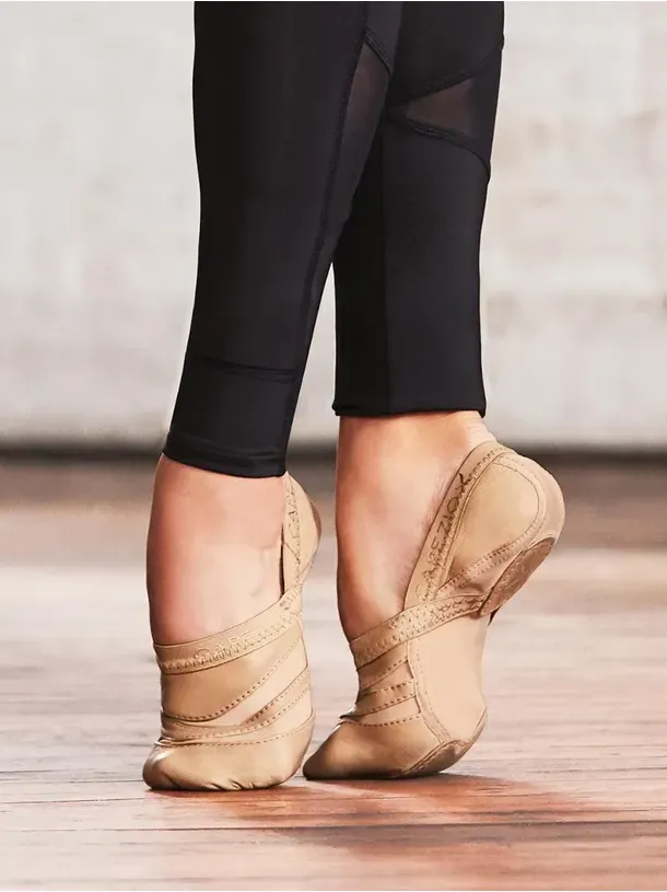 FF01 Caramel Seamless Stretch Freeform Ballet Shoe - Select Size