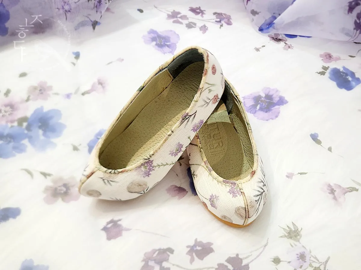 Graceful Floral Baby Girl Hanbok Shoes