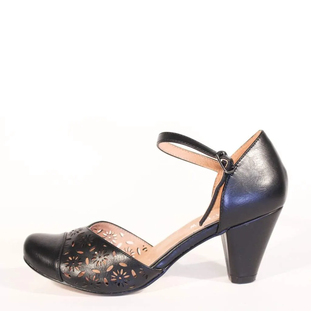 Morty Retro Heels