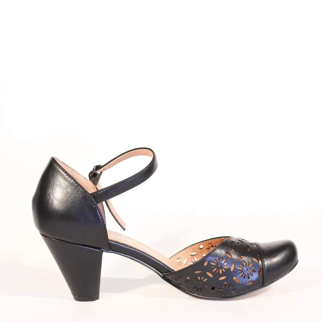 Morty Retro Heels