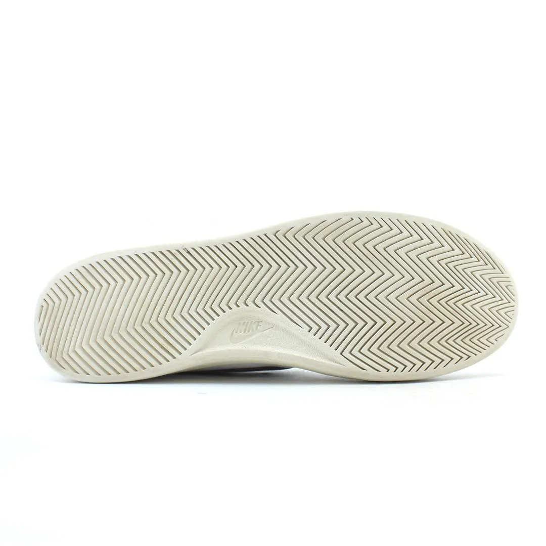 NIKE COURT ROYALE 2