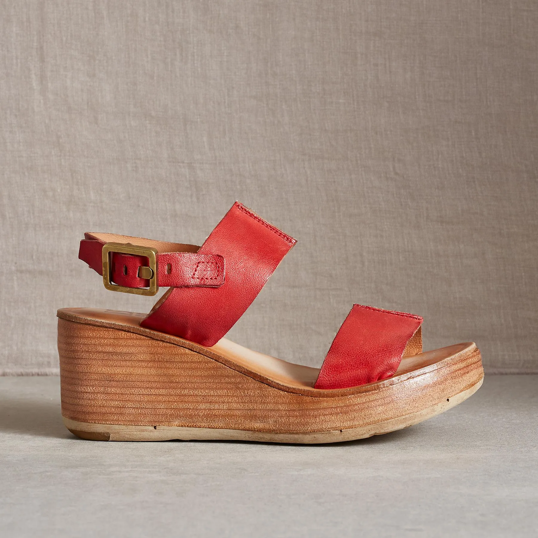 Niv Sandals