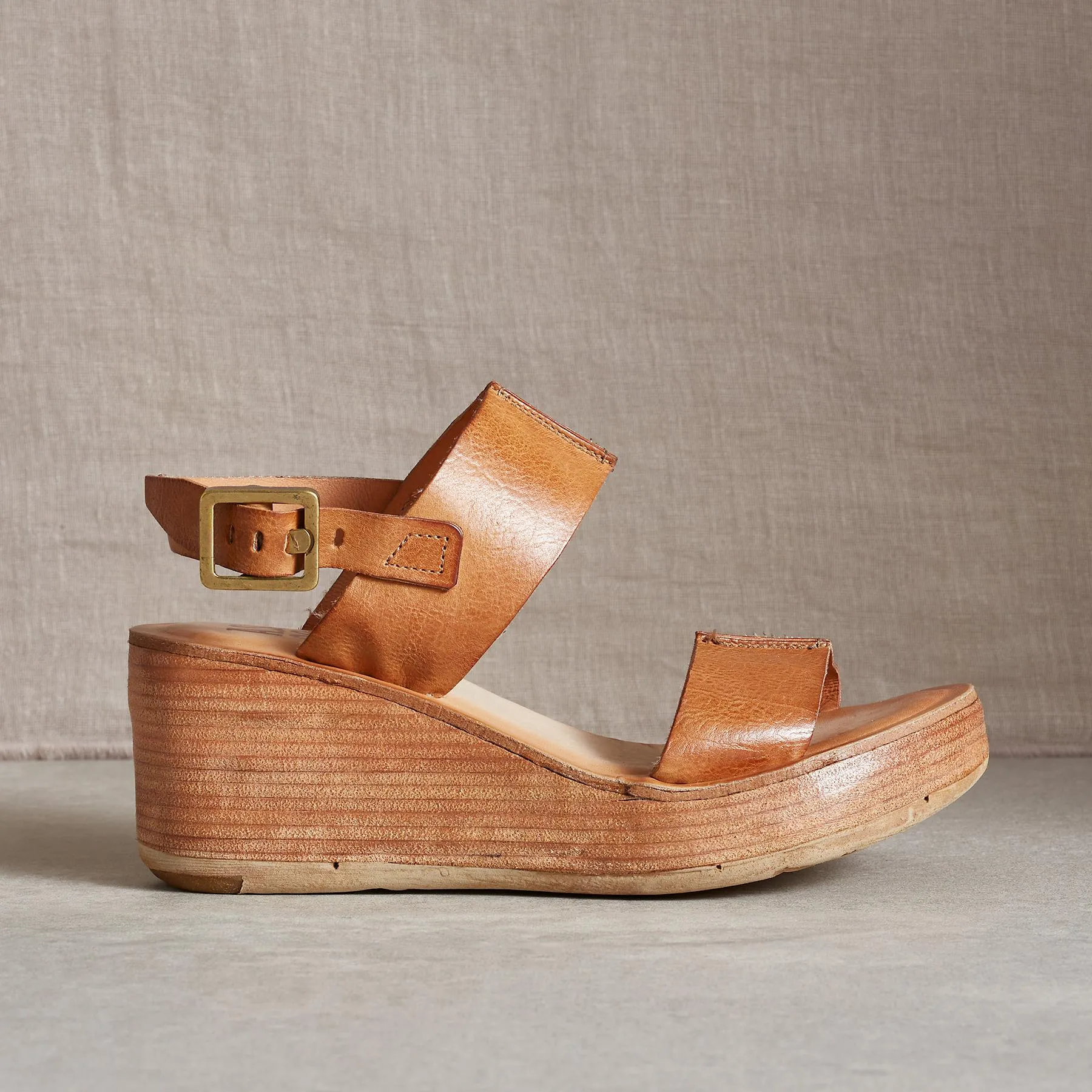 Niv Sandals