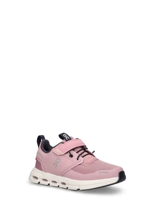 On   Cloud Play running sneakers 