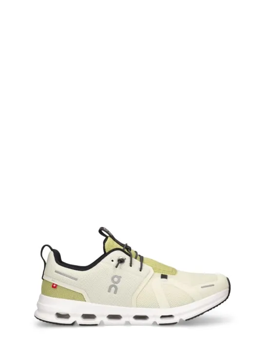 On   Cloud Sky running sneakers 