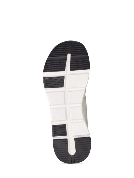 On   Cloud Sky running sneakers 