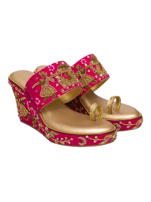 PALKI IN PINK