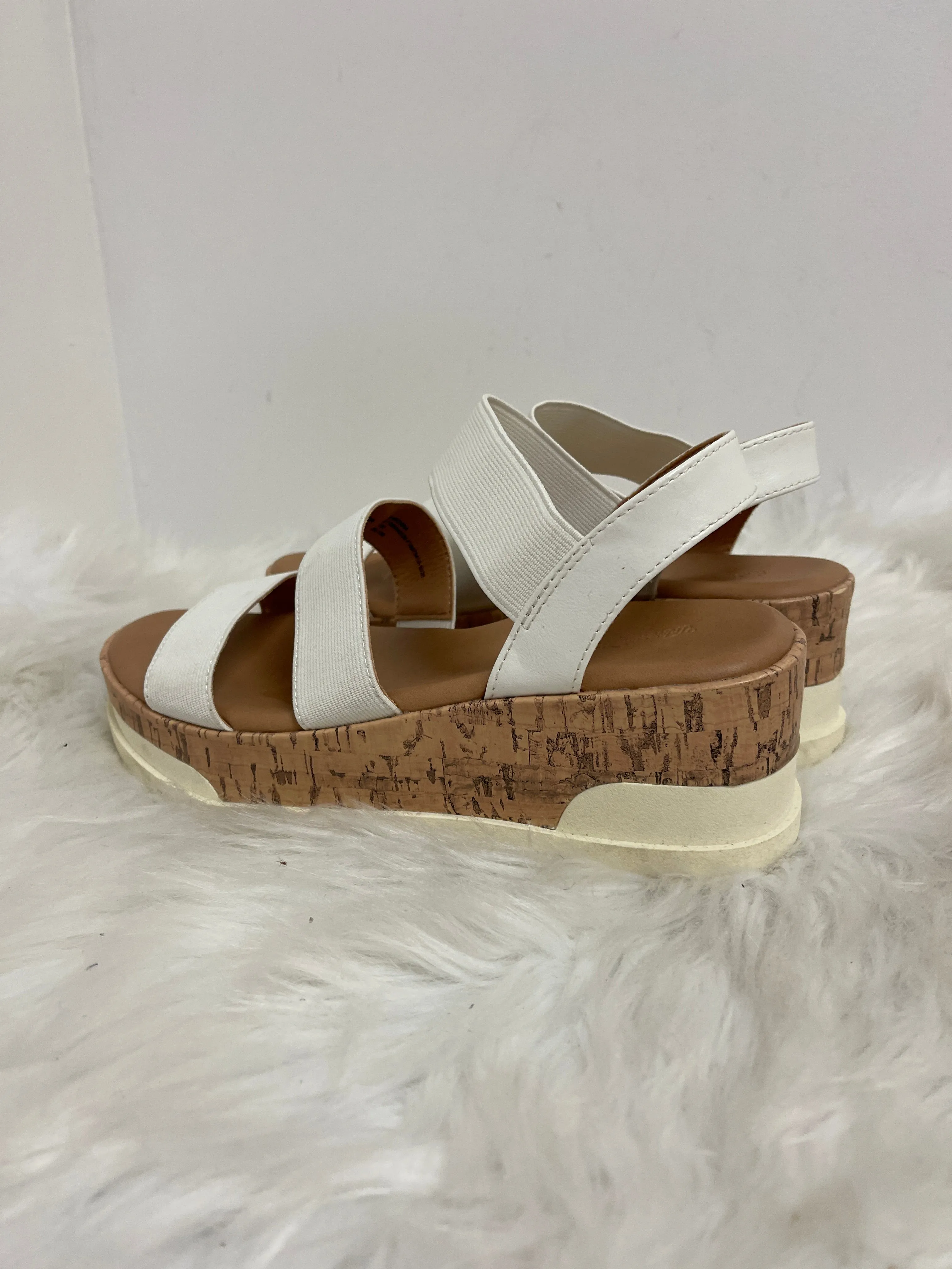 Sandals Heels Wedge By Universal Thread In White, Size: 6
