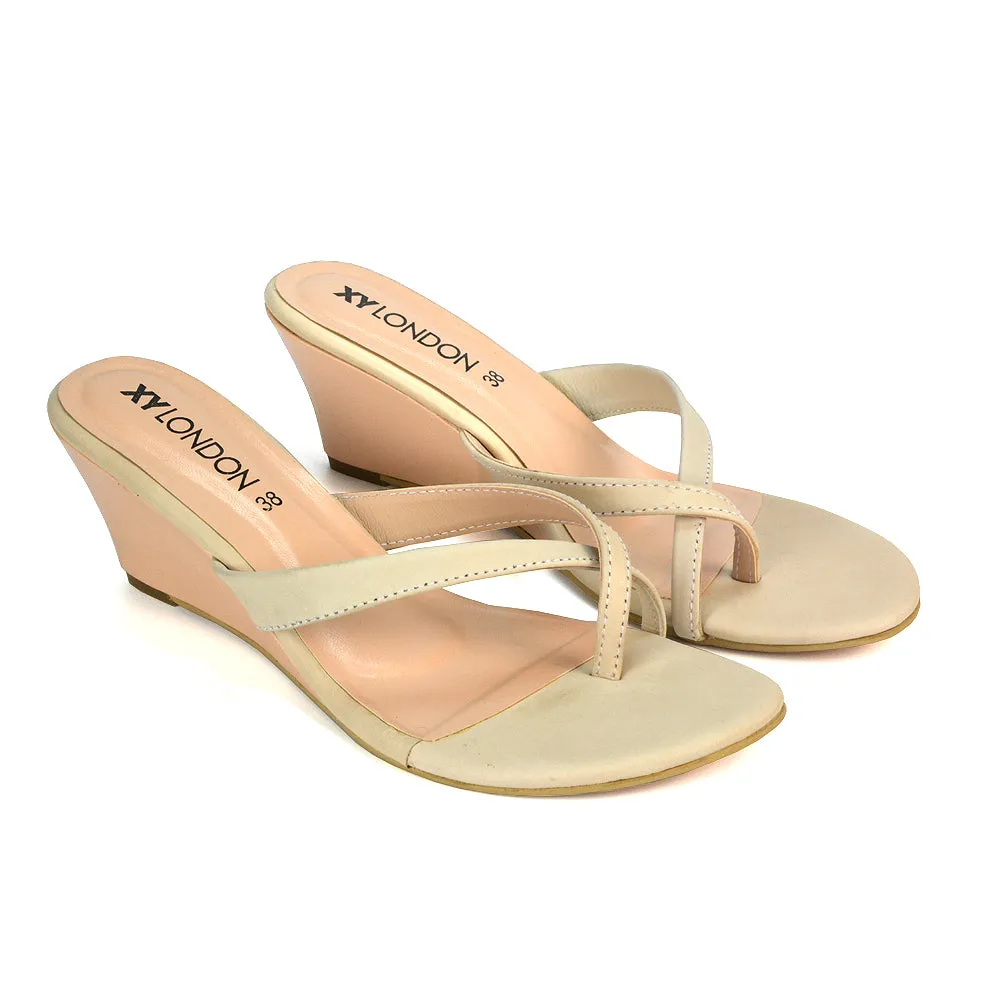 Shona Toe Post Slip On Low Wedge Heel Sandal Mules in Silver