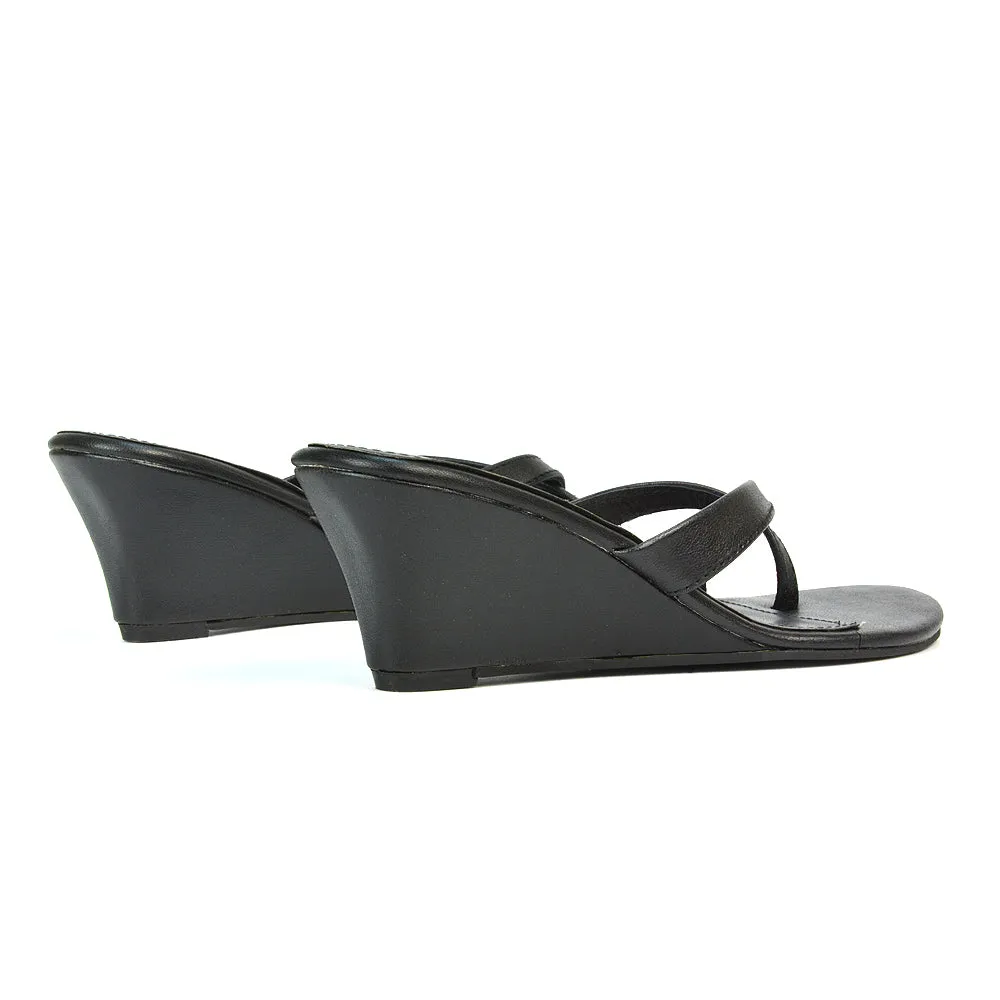 Shona Toe Post Slip On Low Wedge Heel Sandal Mules in Silver