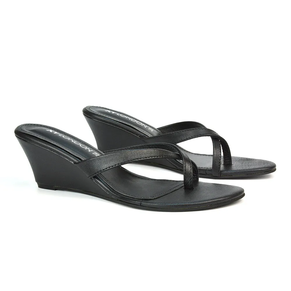 Shona Toe Post Slip On Low Wedge Heel Sandal Mules in Silver