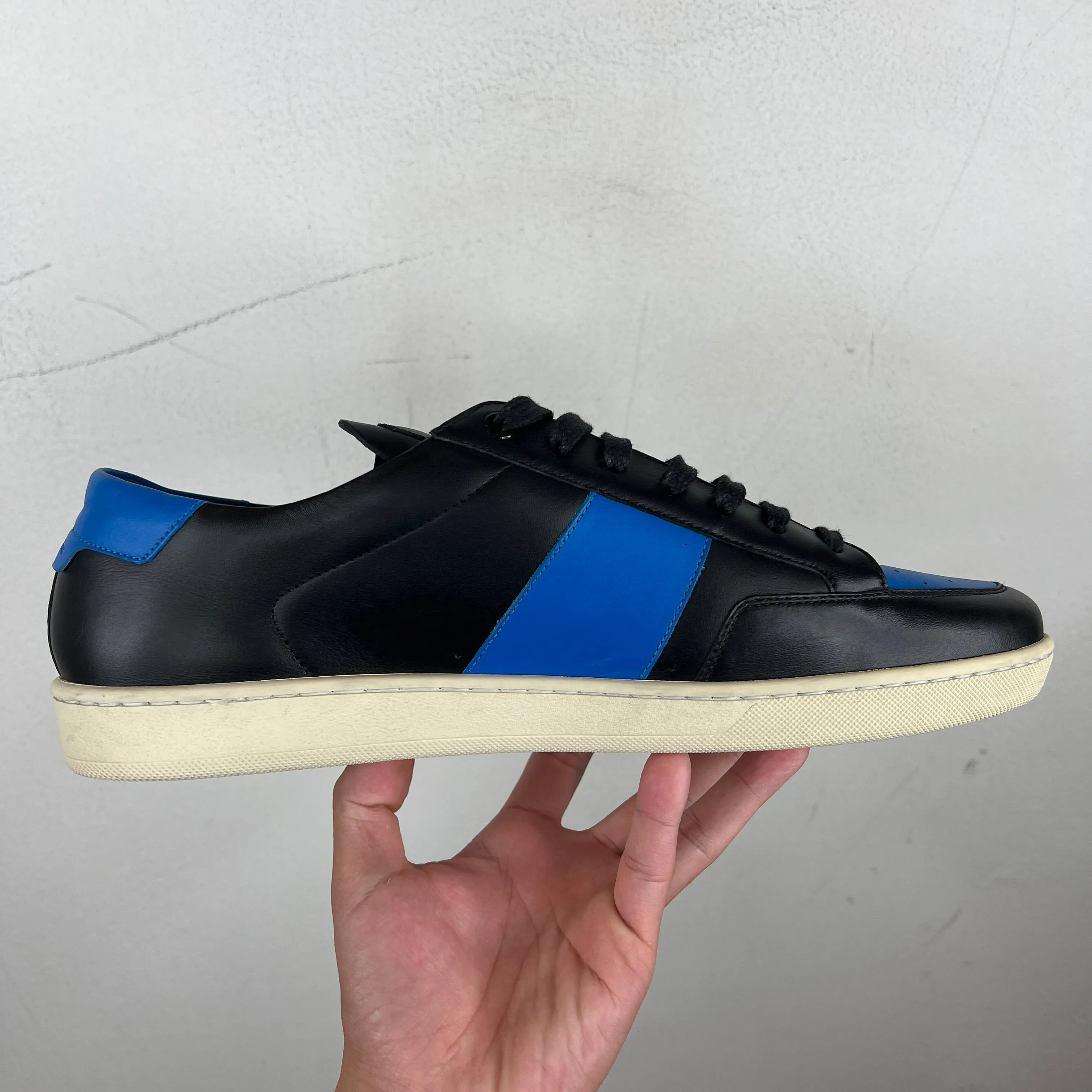 SLP Low Top Black/Blue Sneakers