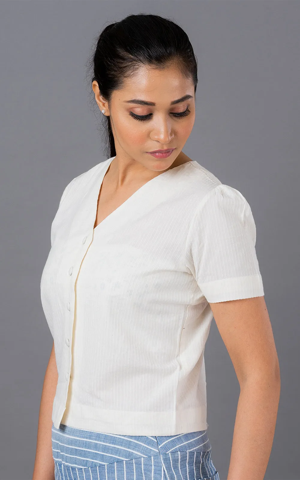 Solid rib-effect button down top