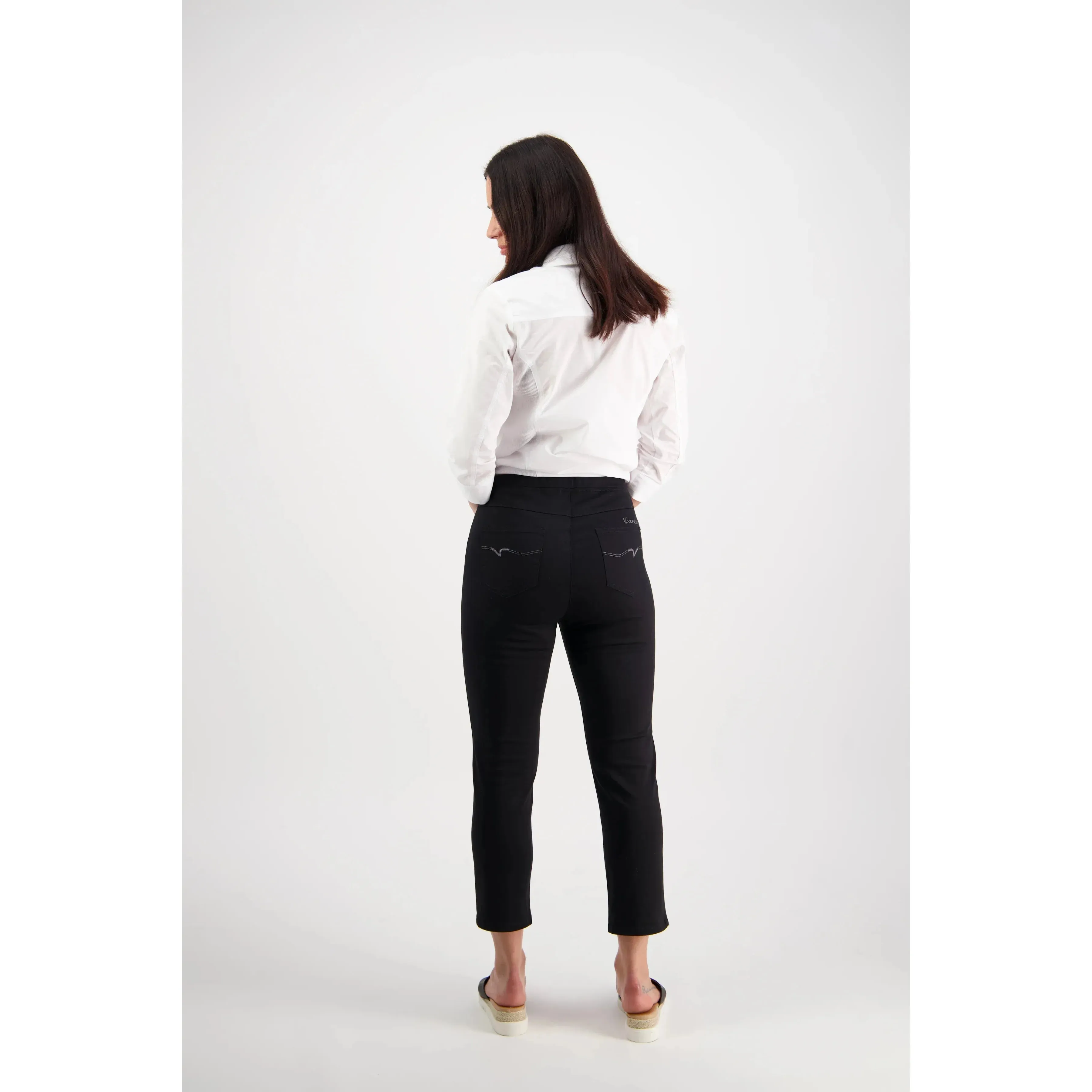 Vassalli - Skinny Leg 7/8 Length Lightweight Pull On - Black