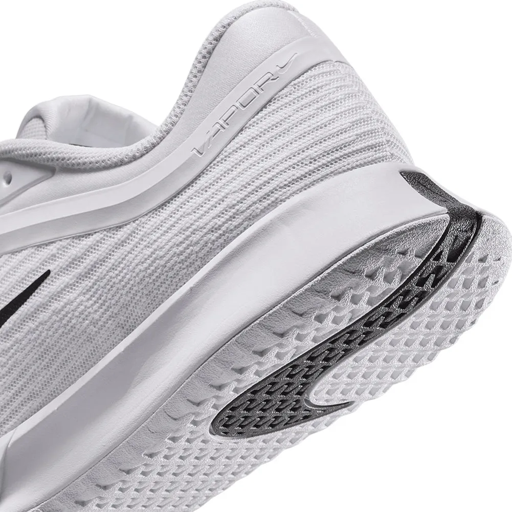 Women`s Zoom Vapor Pro 3 Tennis Shoes White and Black